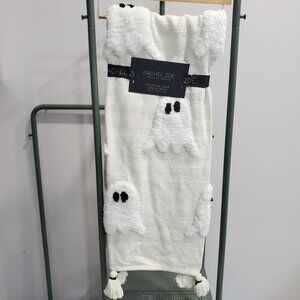 NWT VIRAL Rachel Zoe Ghost Blanket - white